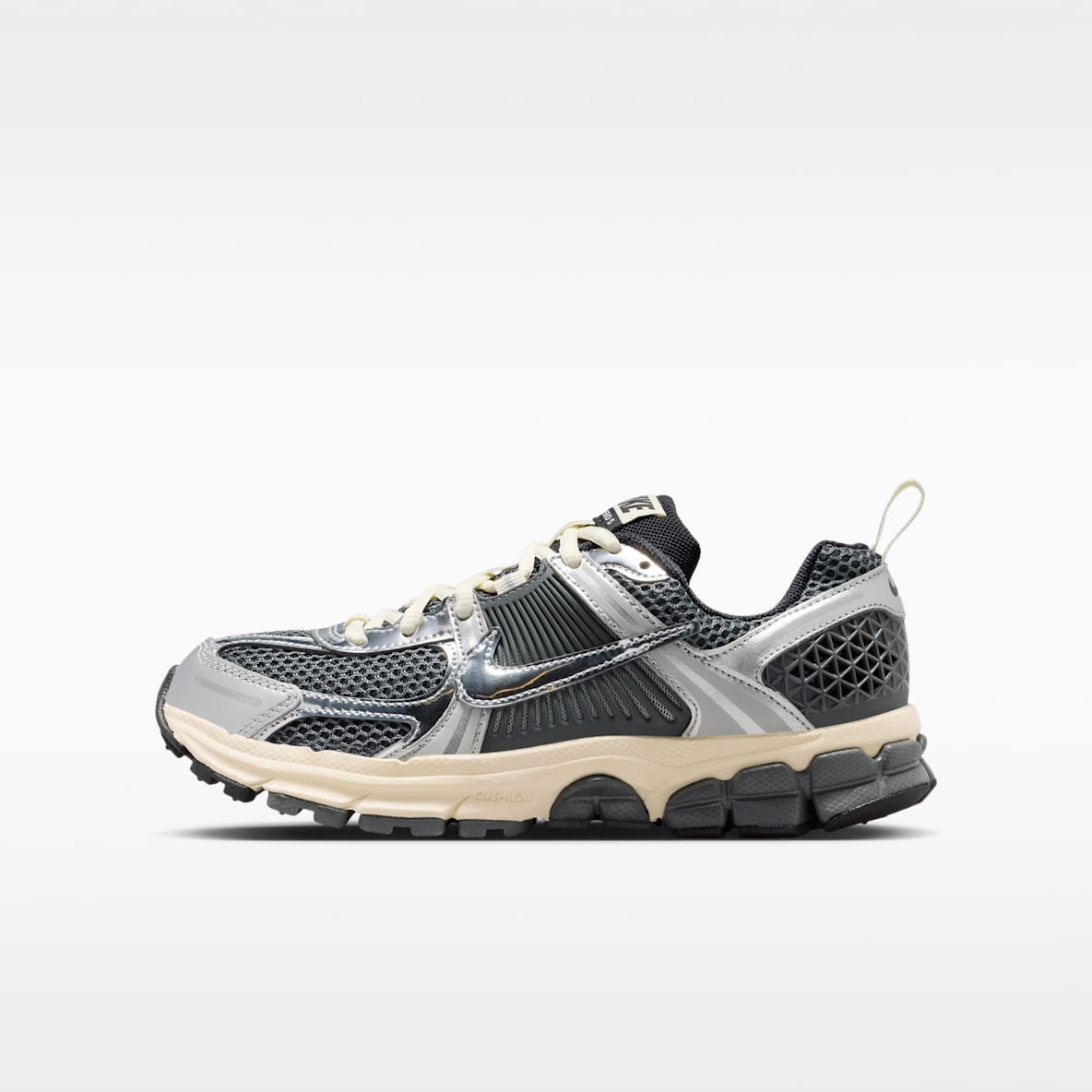 Nike ZoomX. Nike ZA